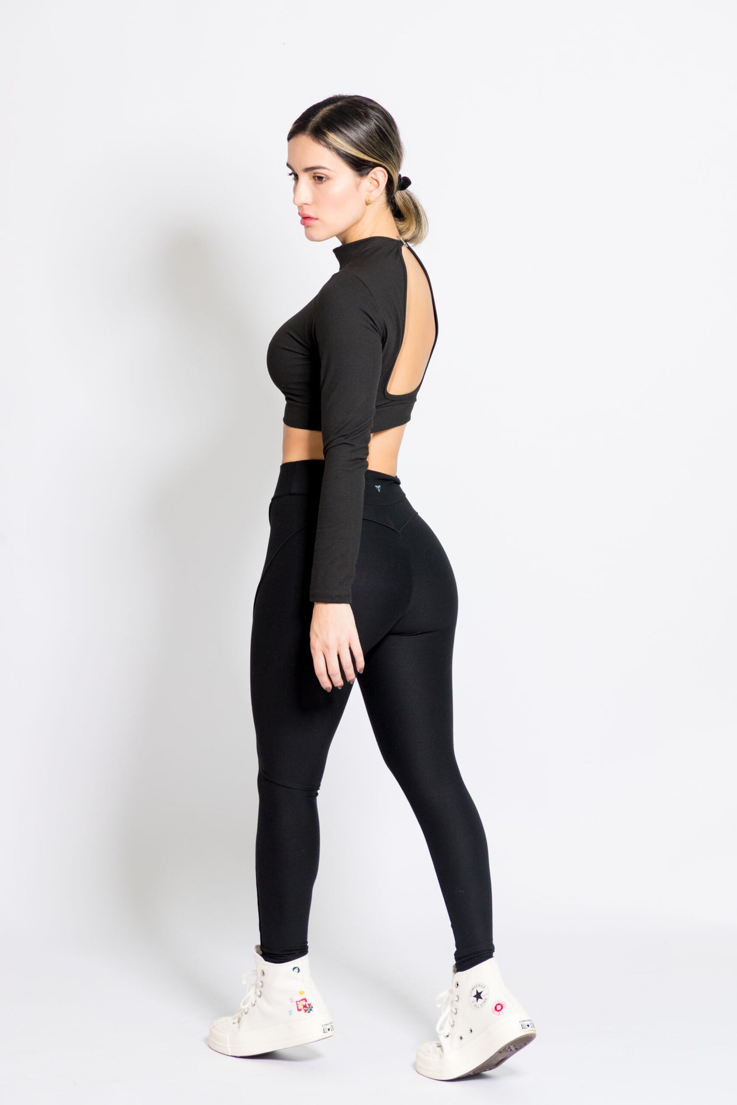 CROP TOP INIGUALABLE